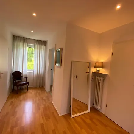 Stilvolle Ferienwohnung Im Zentrum Von Unna Exterior foto