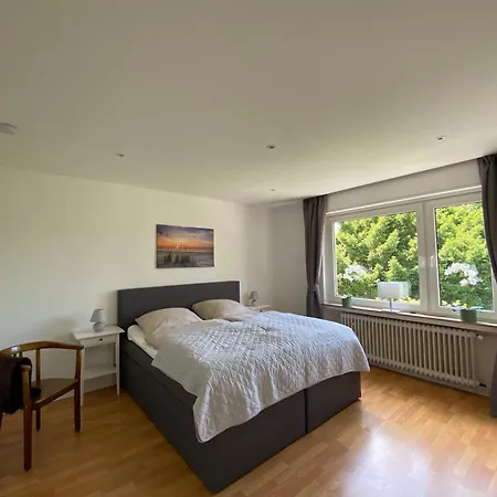 Stilvolle Ferienwohnung Im Zentrum Von Unna Exterior foto